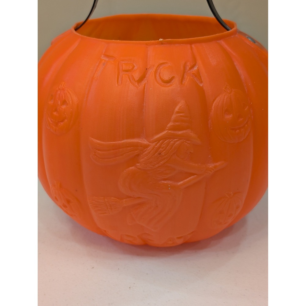 VTG AJ Benzi Halloween Trick or Treat Pumpkin Bucket Blow‎ Mold Witch Decor 800 - Picture 2 of 4